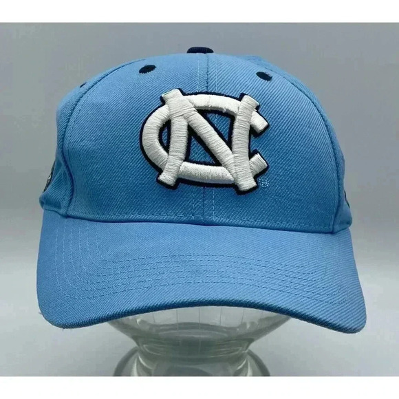 North Carolina Men’s NC Tar Heels Hat Cap Light Blue Adjustable Top Of The World - Picture 1 of 7